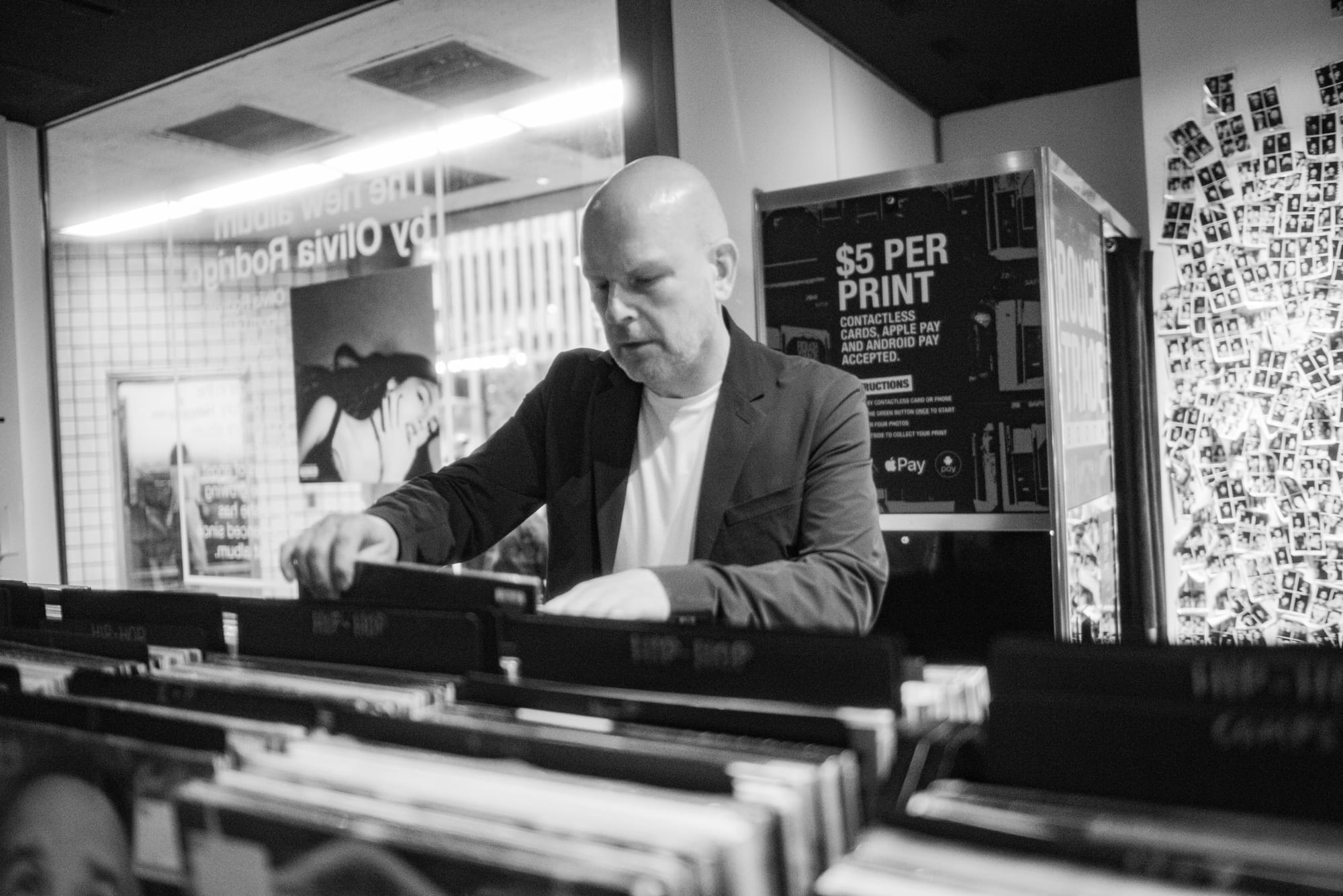 Shoplifting with Philip Selway